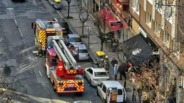 Incendio en la hamburguesería Devoto de A Coruña.