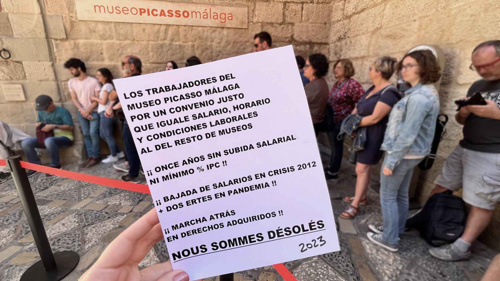 Octavillas repartidas por los trabajadores del Museo Picasso de Málaga
