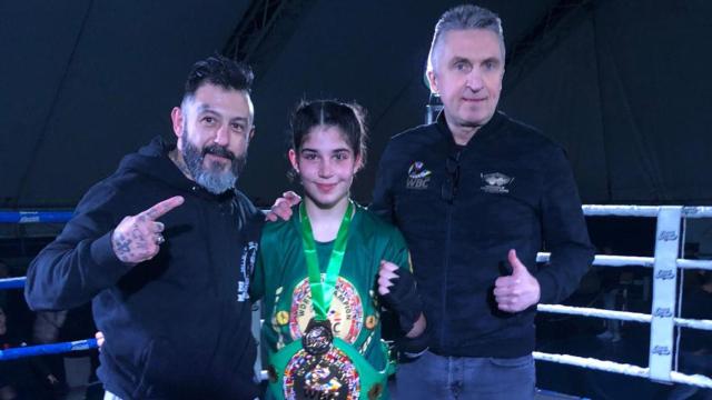 Una joven gallega se proclama campeona del mundo de muaythai sub-16 en Italia