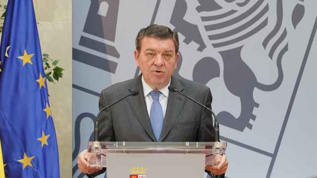 El consejero de la Presidencia, Luis Miguel González Gago, en una rueda de prensa.