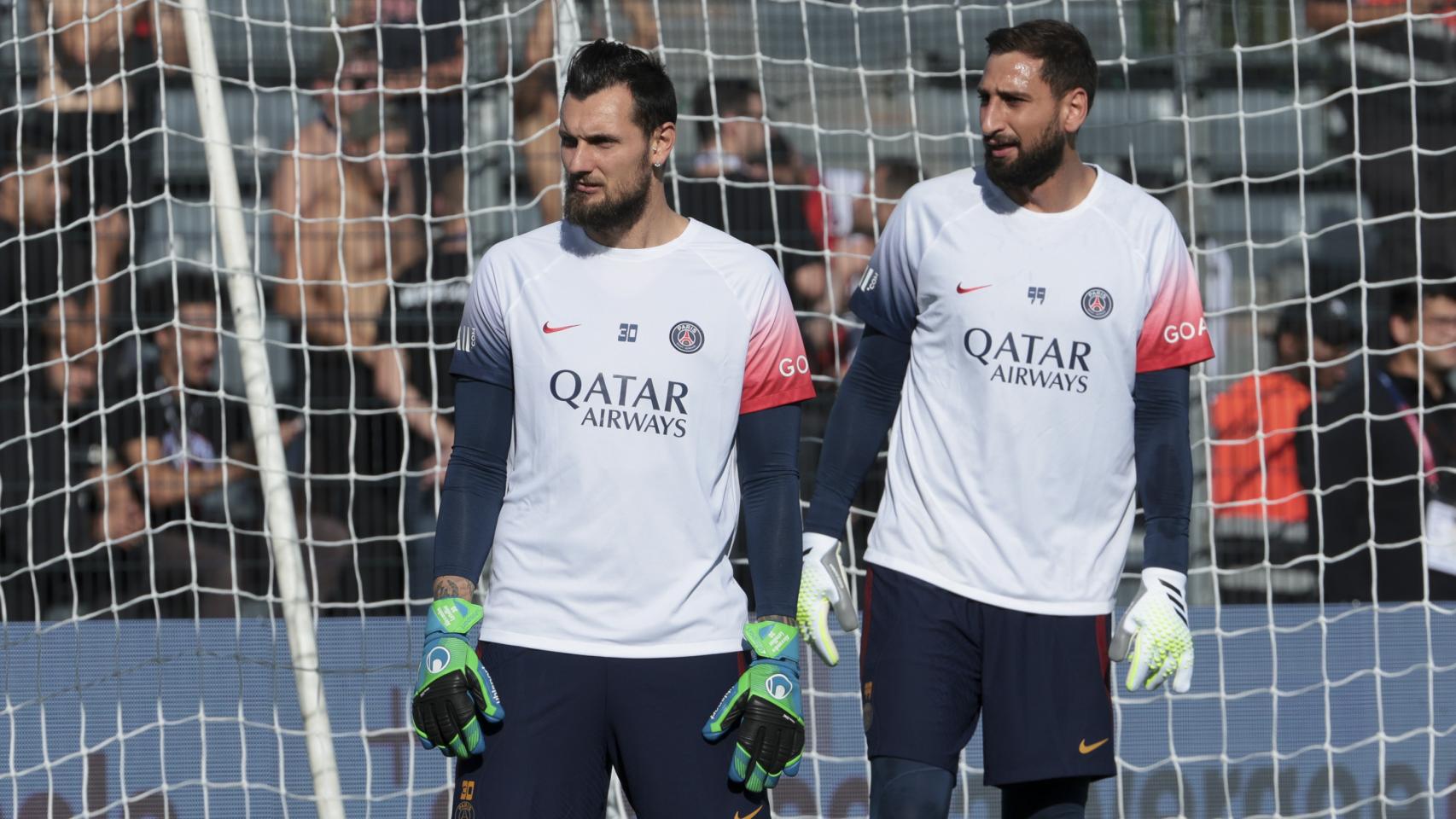 Alexander Letellier, junto a Gianluigi Donnarumma