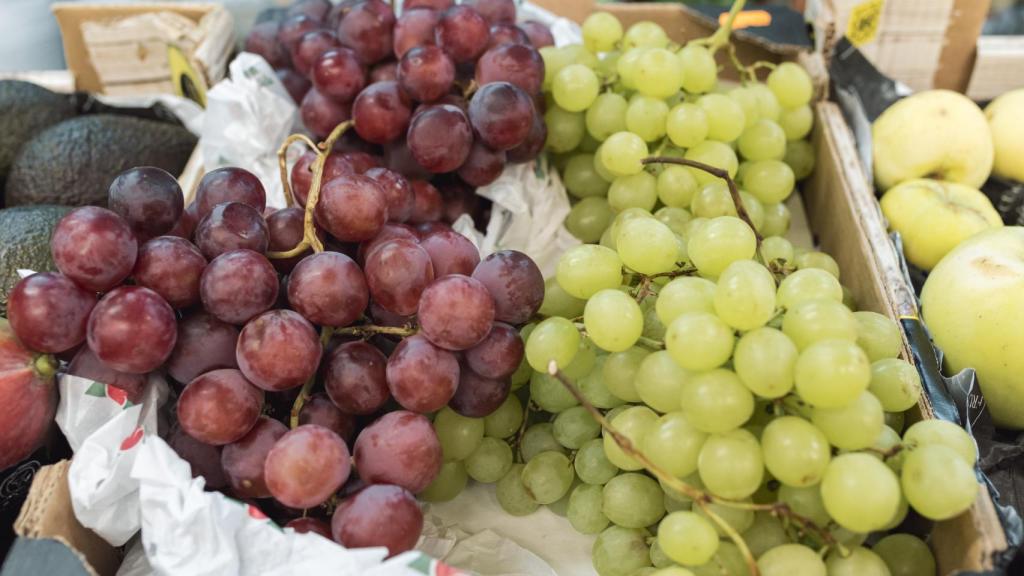 Racimos de uvas.