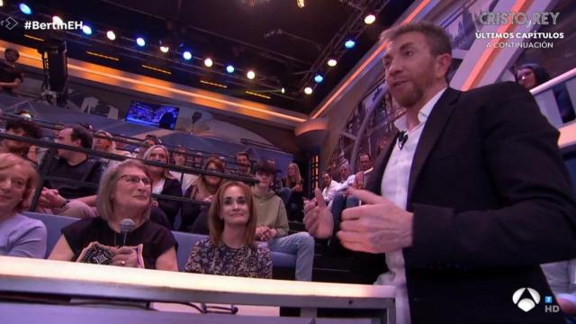 Pablo Motos con Montaña en 'El Hormiguero'.