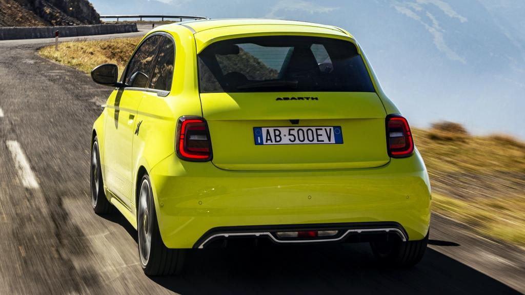 Abarth 500e.