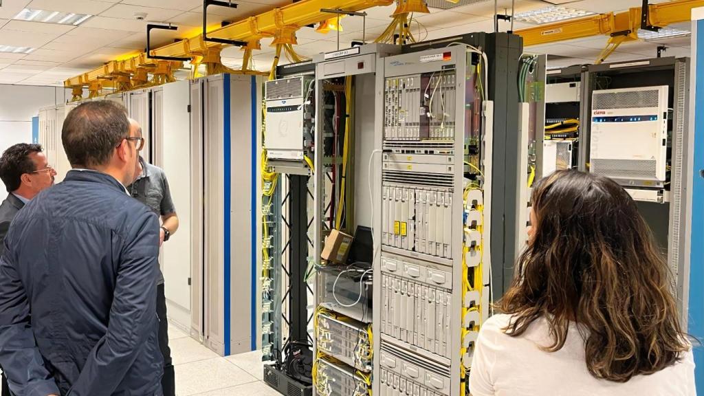 Tecnología cuántica desarrollada por una empresa gallega para mejorar la red de fibra de R