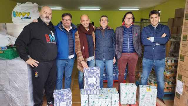 Empresarios de O Porriño junto al alcalde, Alejandro Lorenzo.