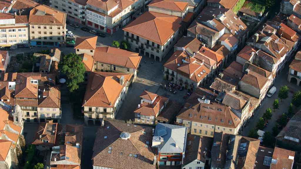 Vista aérea del casco urbano de Pontevedra.
