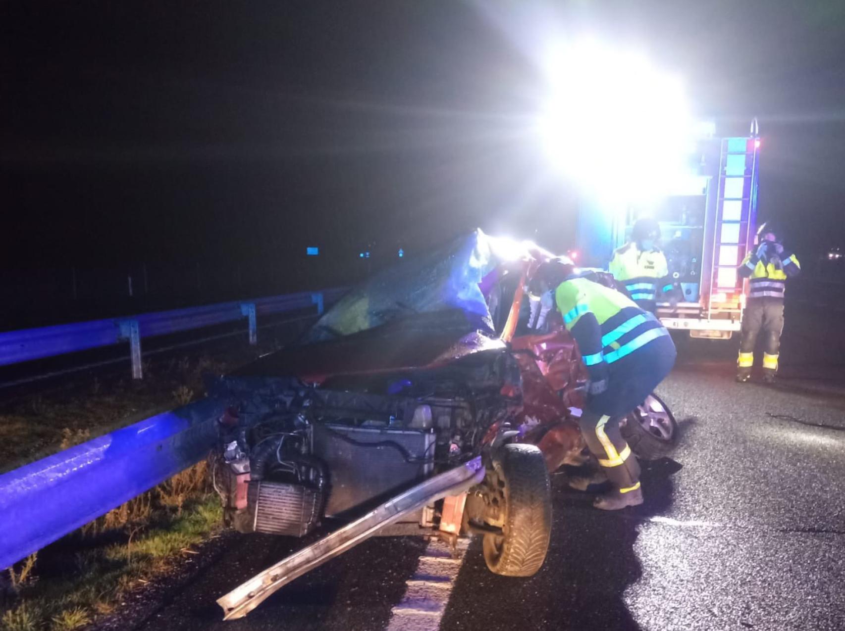 Estado en el que ha quedado el coche tras el accidente