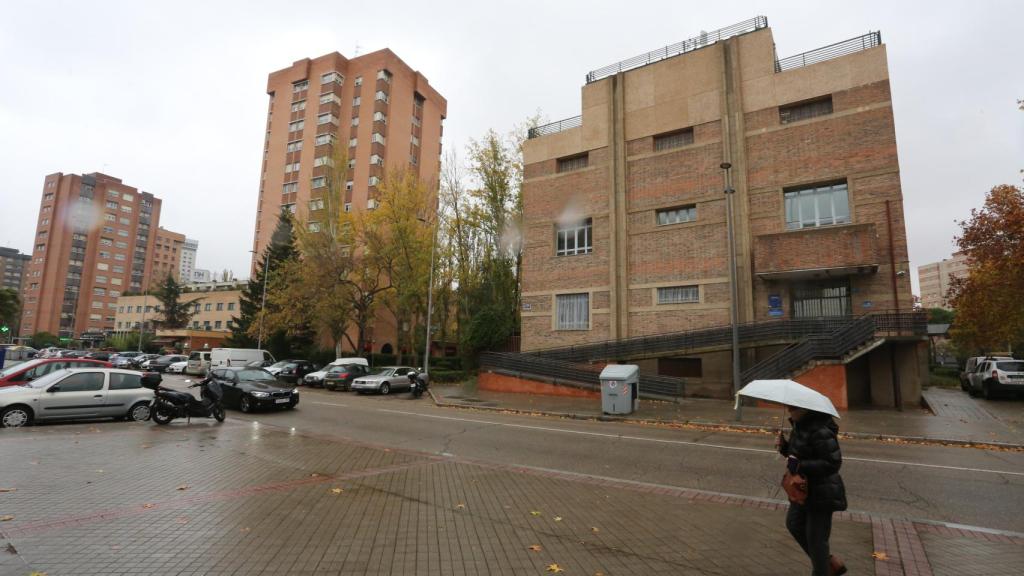 Edificio de Telefónica en el barrio vallisoletano de Huerta del Rey