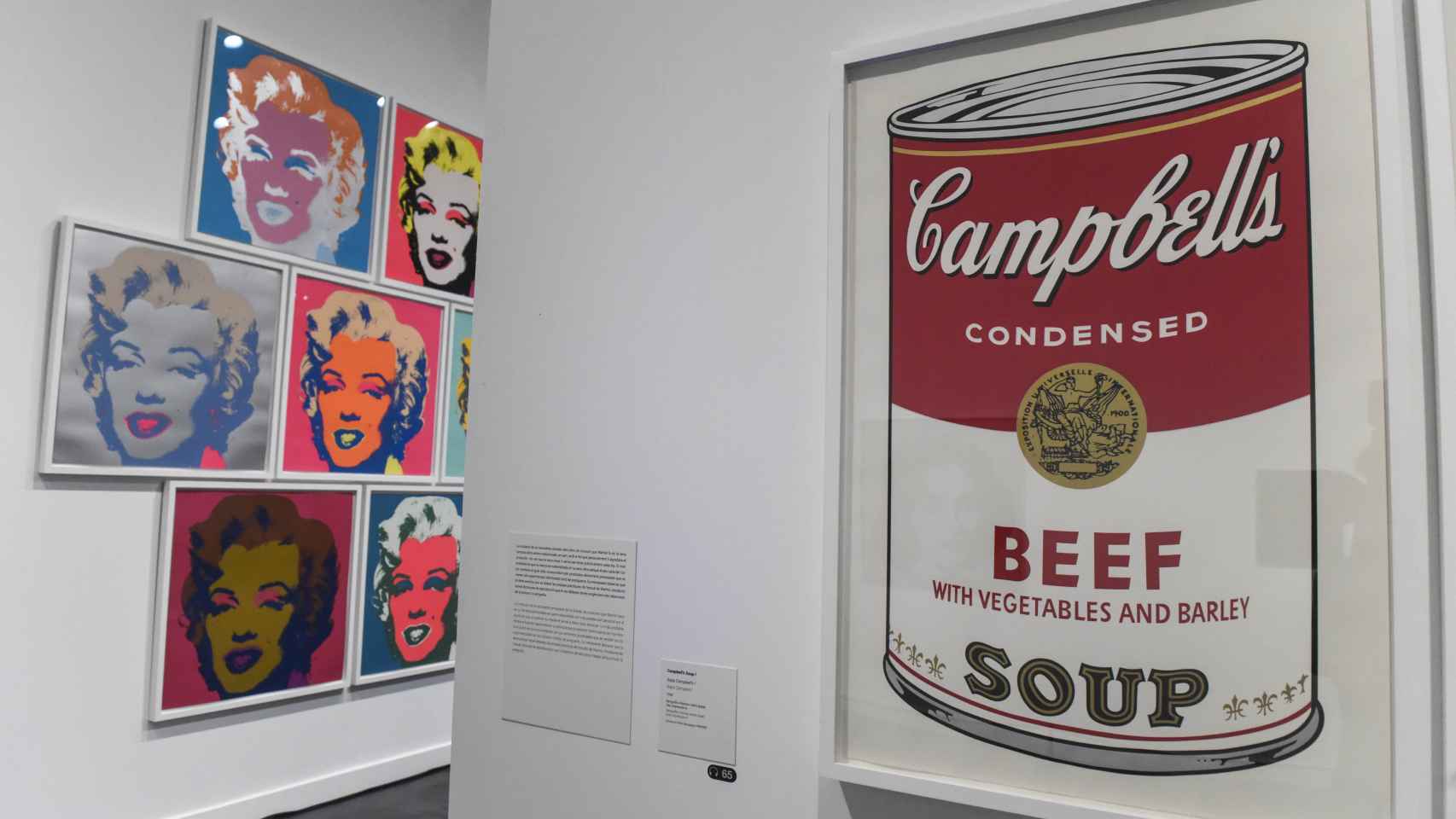 Vista de 'Warhol. El arte mecánico' en CaixaForum