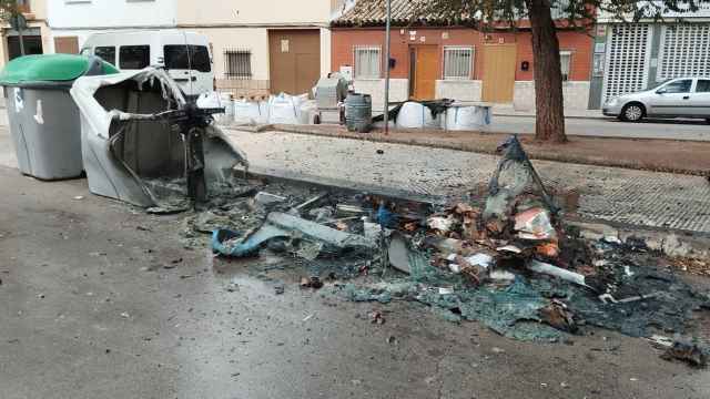 Detenido tras quemar 12 contenedores en Alcázar de San Juan