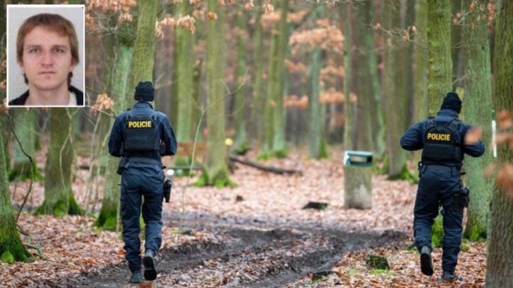 El tirador del atentado de Praga, sobre la imagen de la búsqueda en el bosque