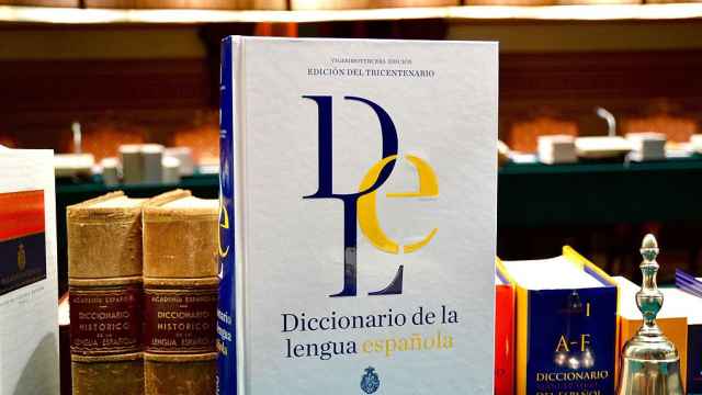 Diccionario de la Real Academia Española (RAE).