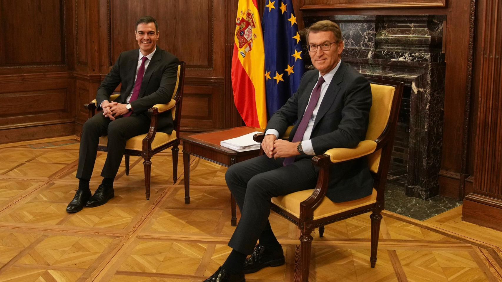 Sánchez y Feijóo, este viernes en el Congreso de los Diputados.