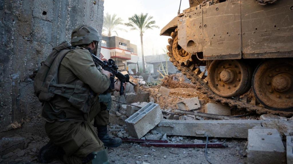 Un soldado israelí en la Franja de Gaza