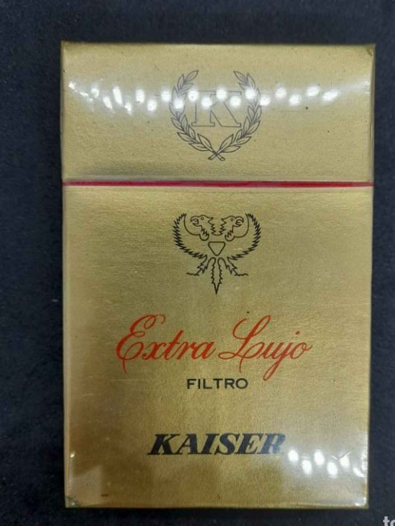Paquete de tabaco Kaiser.