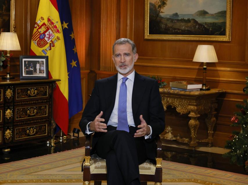 El rey Felipe VI durante su décimo discurso de Navidad en Zarzuela.