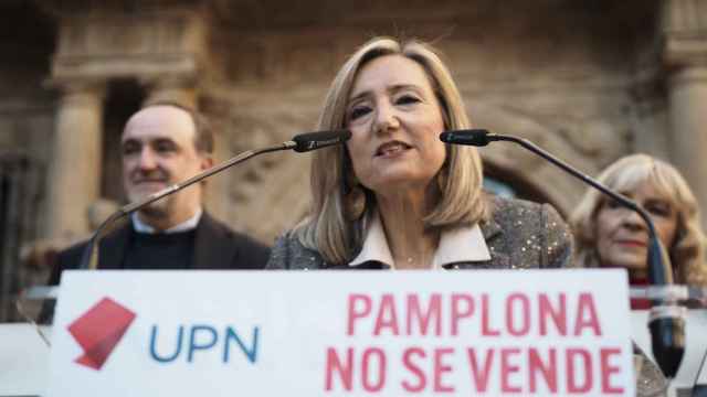 La todavía alcaldesa de Pamplona, Cristina Ibarrola, de UPN, en la manifestación contra la moción de censura.