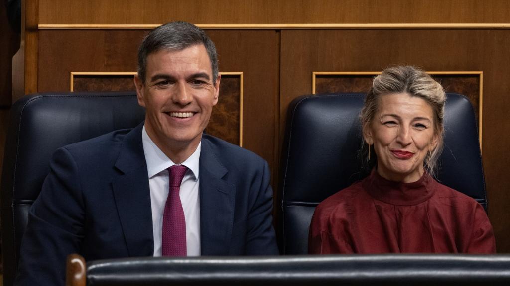 El presidente del Gobierno, Pedro Sánchez y la vicepresidenta segunda y ministra de Trabajo, Yolanda Díaz.