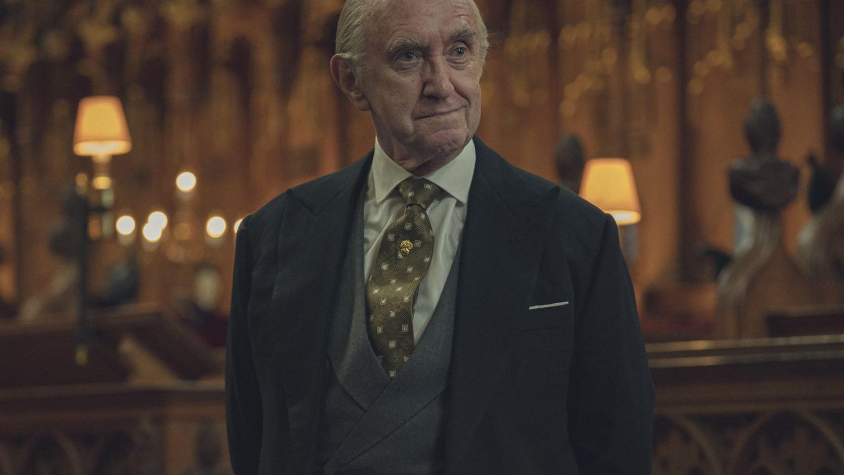 La Familia Real británica sí ve 'The Crown': Jonathan Pryce revela que se disculpó con la princesa Ana