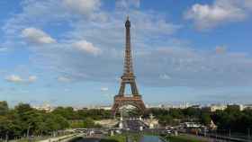 Vista de París con la Torre Eiffel.