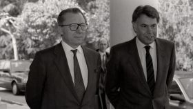 Jacques Delors en un encuentro con el expresidente del Gobierno español Felipe González.