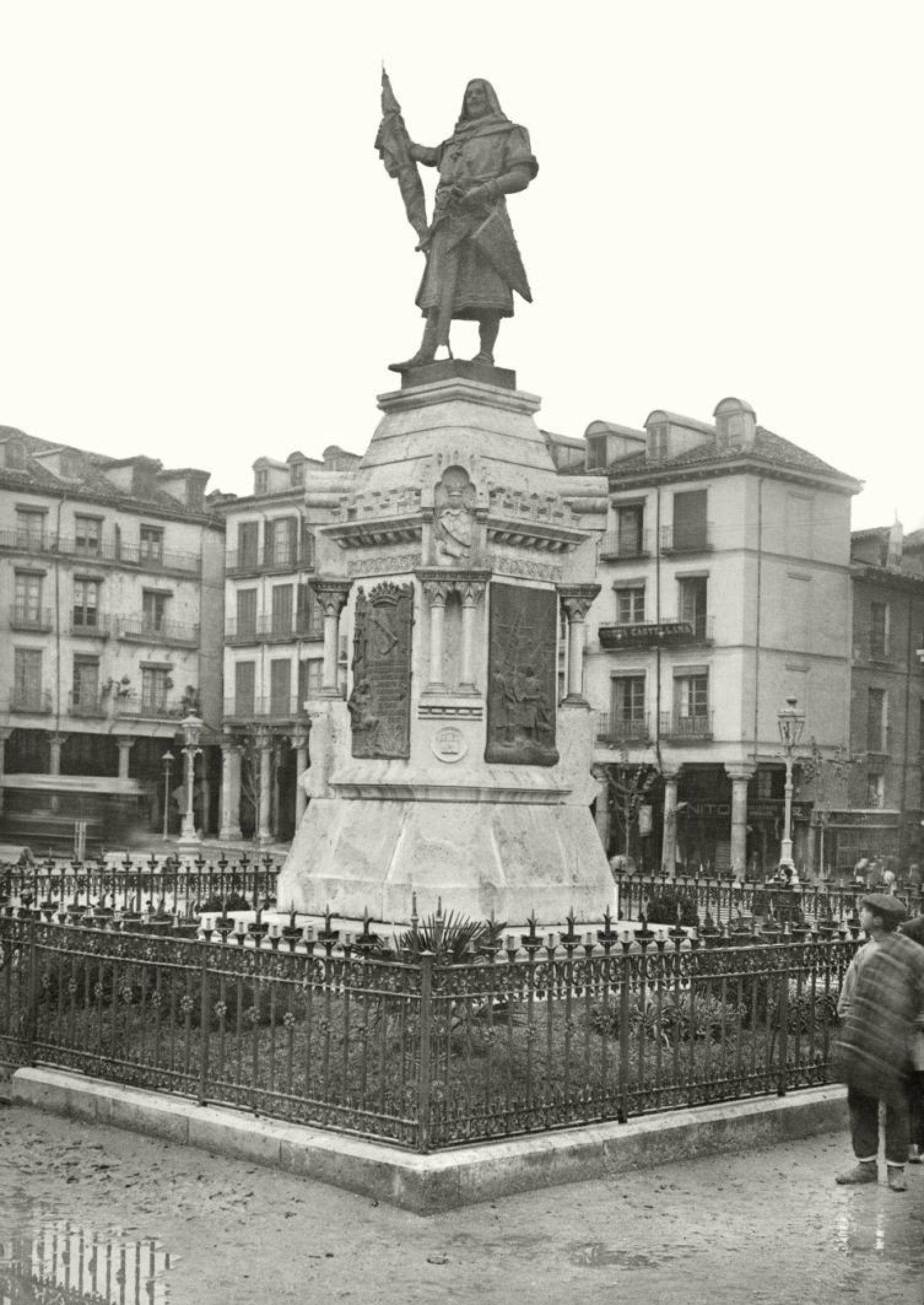 Estatua del Conde Ansúrez en 1910