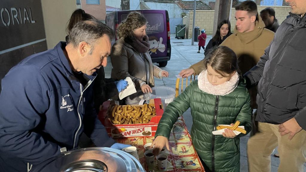 Chocolatada solidaria navideña en Guijuelo