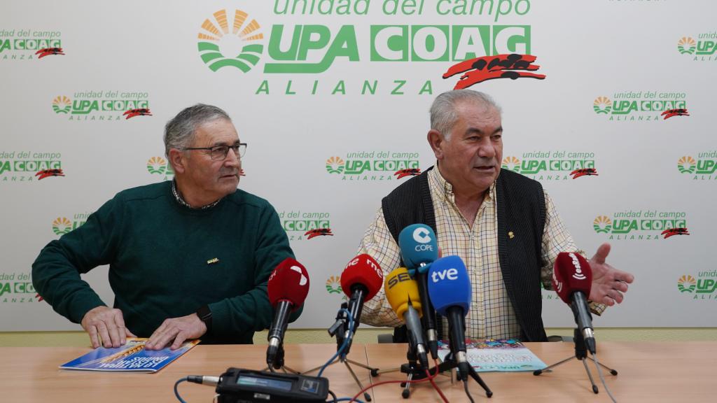 Los responsables de la Alianza UPA-COAG en Castilla y León, Aurelio González y Lorenzo Rivera, hacen balance de 2023