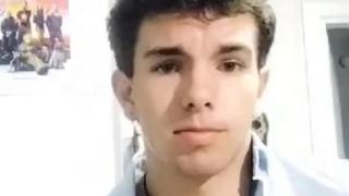 La Policía busca a Iago, el joven desaparecido en Pozuelo tras mandar tres mensajes de móvil