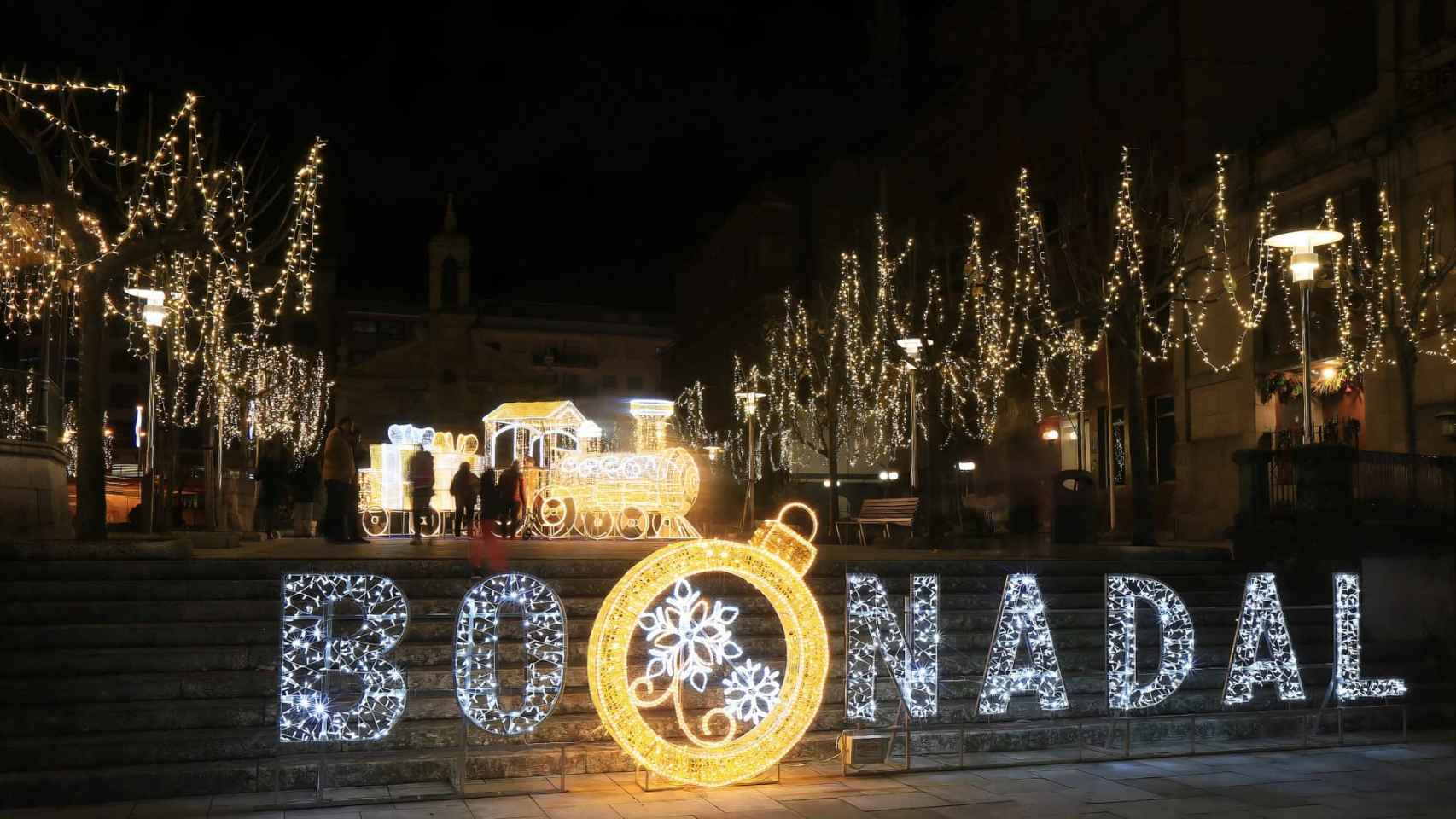 Iluminación navideña en O Porriño.