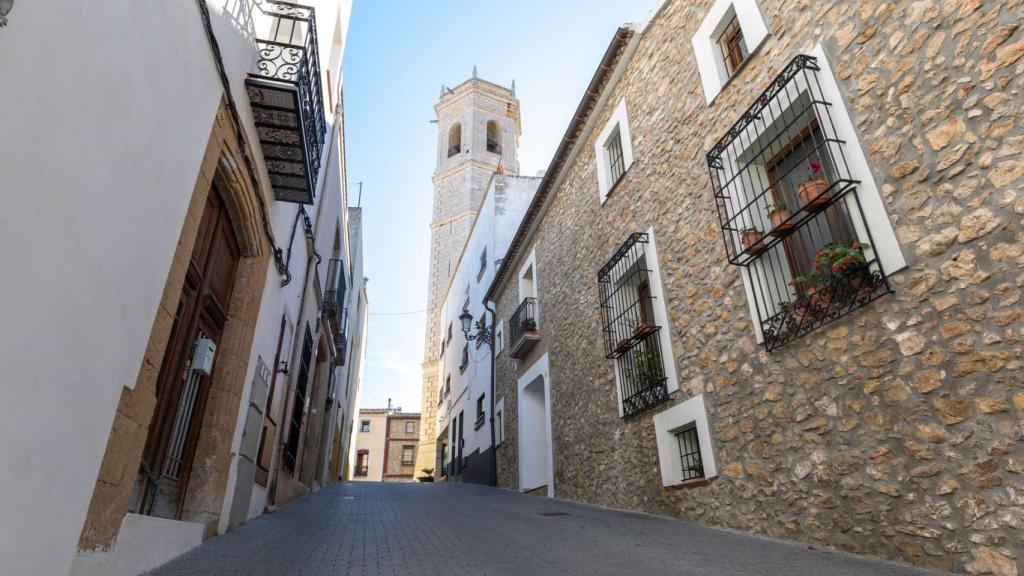 Casco urbano de Moraira en Alicante.