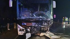 El autobús accidentado en Talavera de la Reina. Foto: CPEIS Toledo.