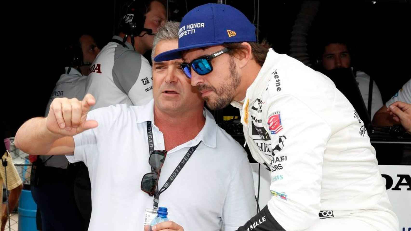 Gil de Ferran, junto a Fernando Alonso.