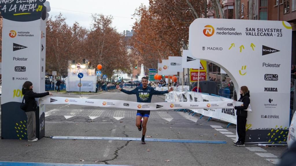 Nicolás Cuestas pulveriza el récord de la San Silvestre Vallecana popular 2023