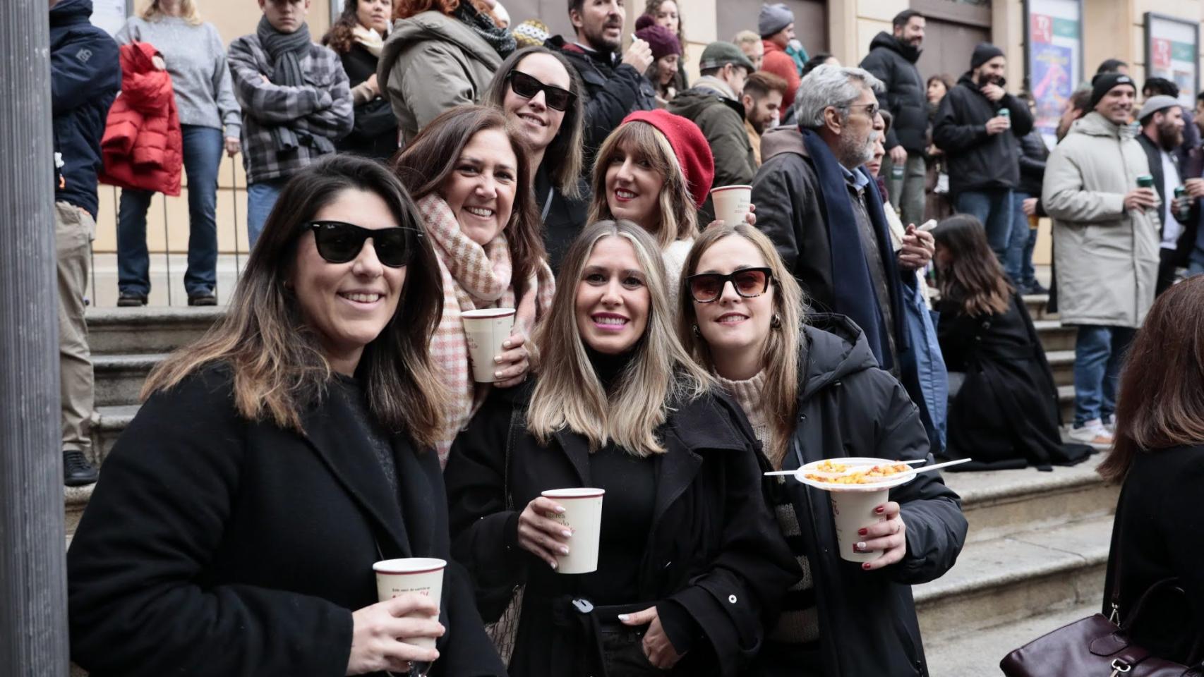 Ambientazo en el Casco Histórico de Toledo por las tradicionales migas de Nochevieja