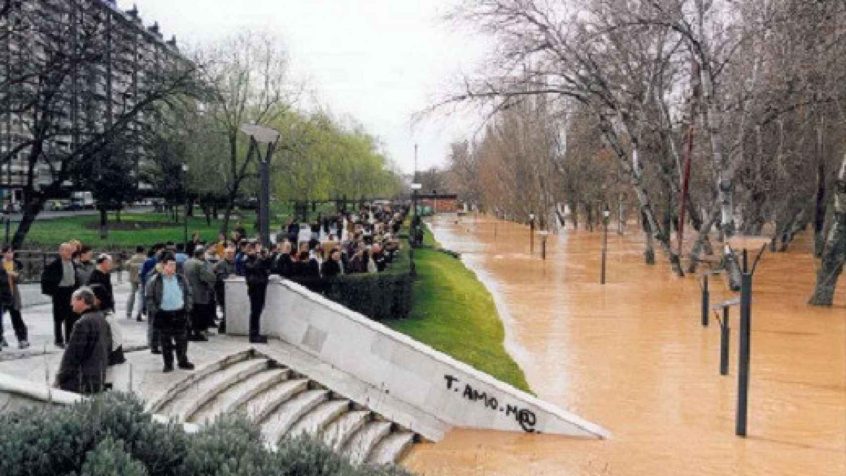 La zona de Las Moreras tras la inundación de 2001
