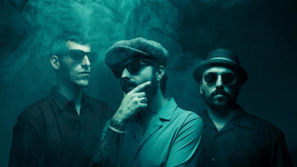 Los integrantes del grupo musical Sidecars