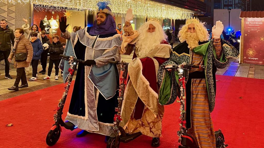 Llegada de los Reyes Magos al Corte Inglés de Valladolid