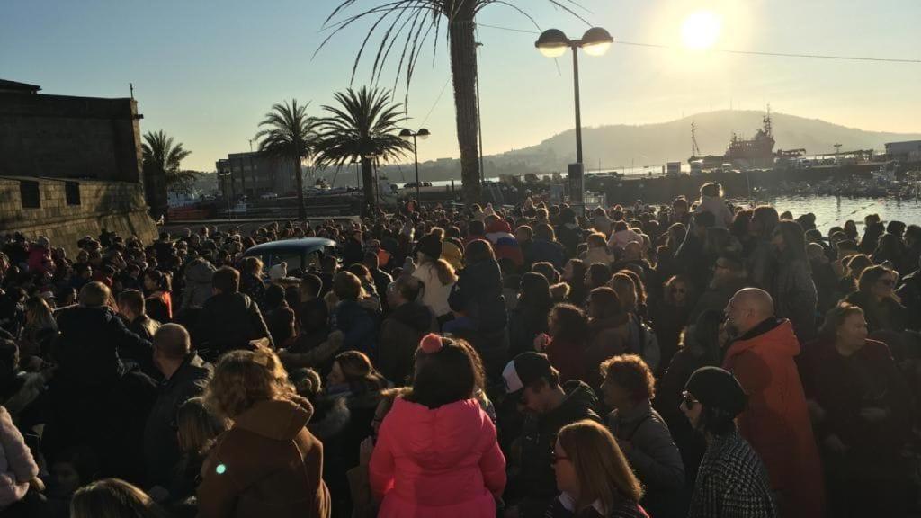 Melchor, Gaspar y Baltasar llegarán este viernes al puerto de Curuxeiras