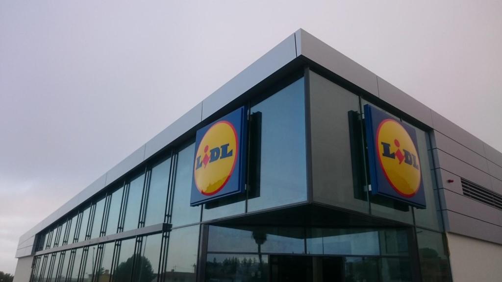 Fachada Lidl.