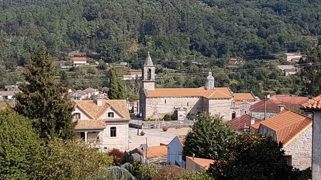 Iglesia de San Pedro de Crecente