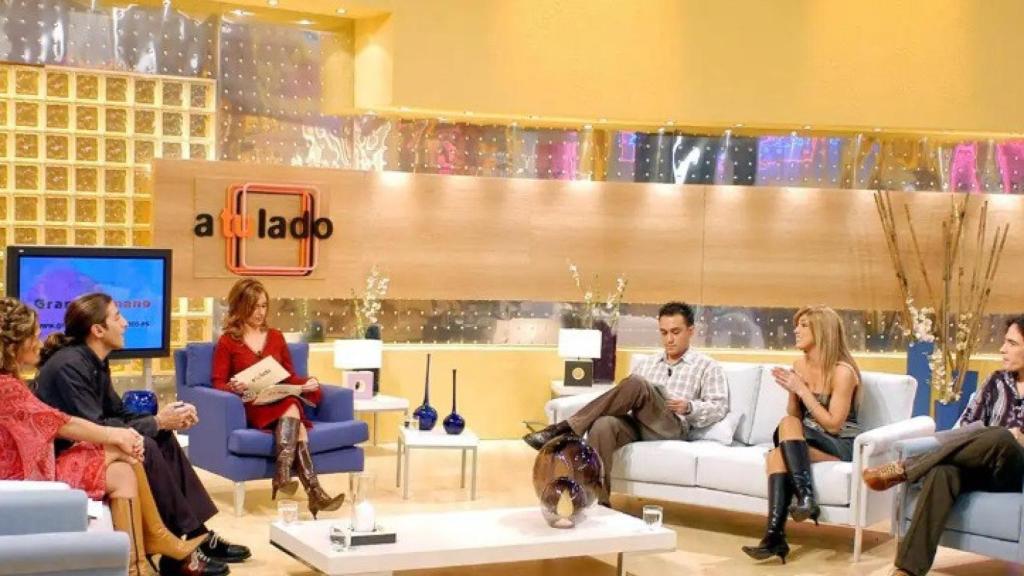 Parte del plató de A tú lado.