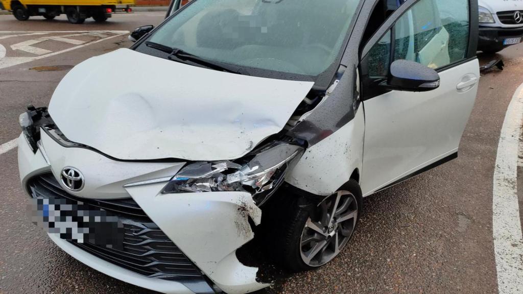 Uno de los vehículos siniestrados en el accidente de este miércoles.