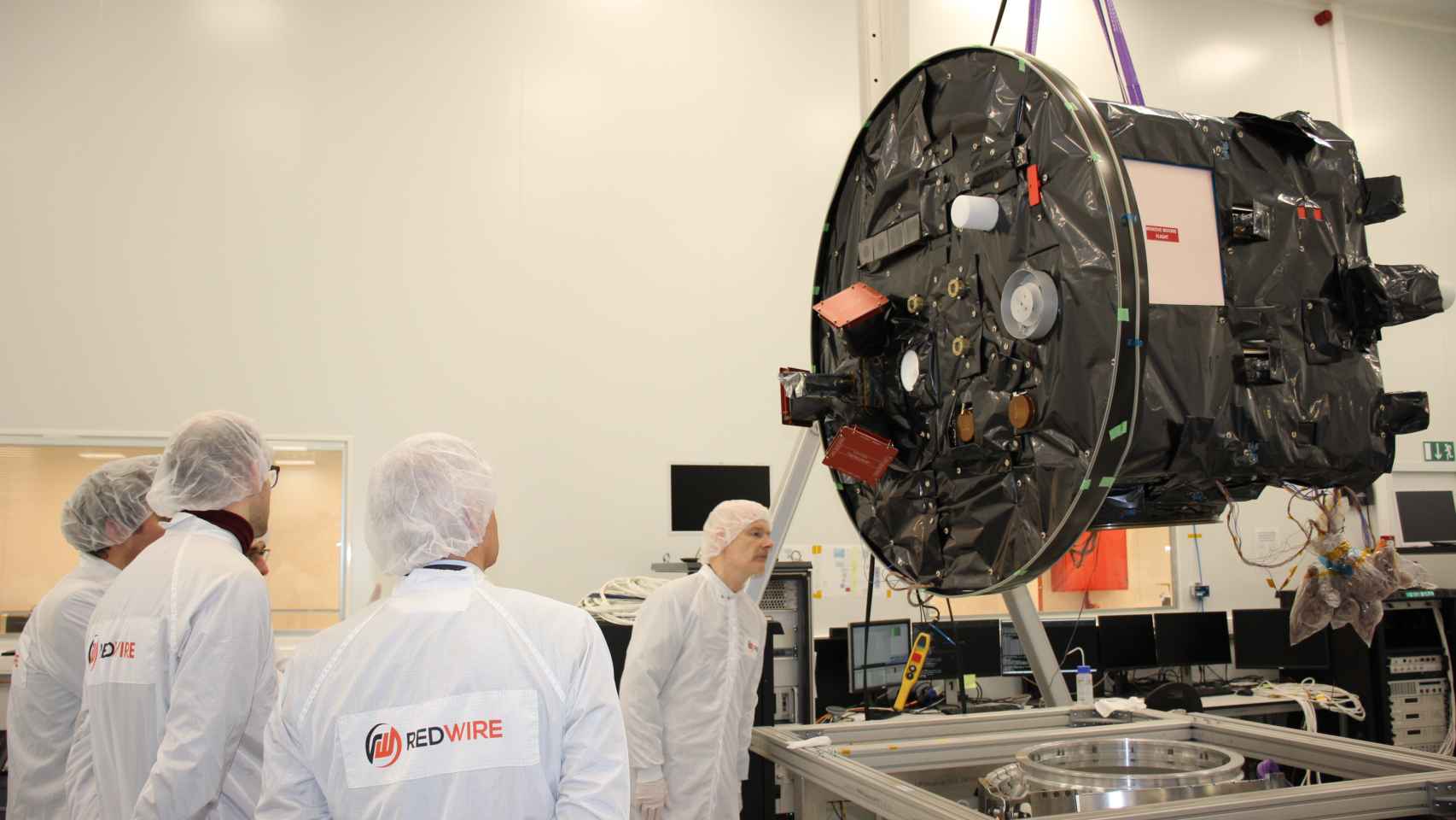 Uno de los satélites de Proba-3 en las instalaciones de Redwire