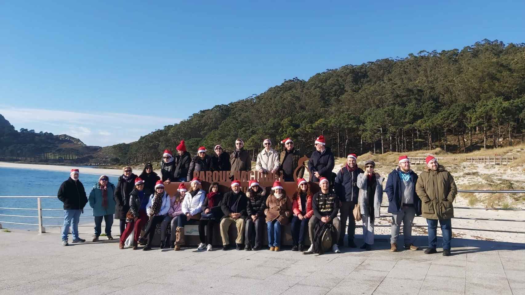 Visitantes en Cíes durante la Navidad 23/24.