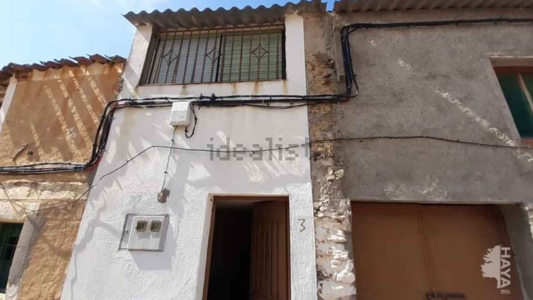 Casa en Sevilleja de la Jara.