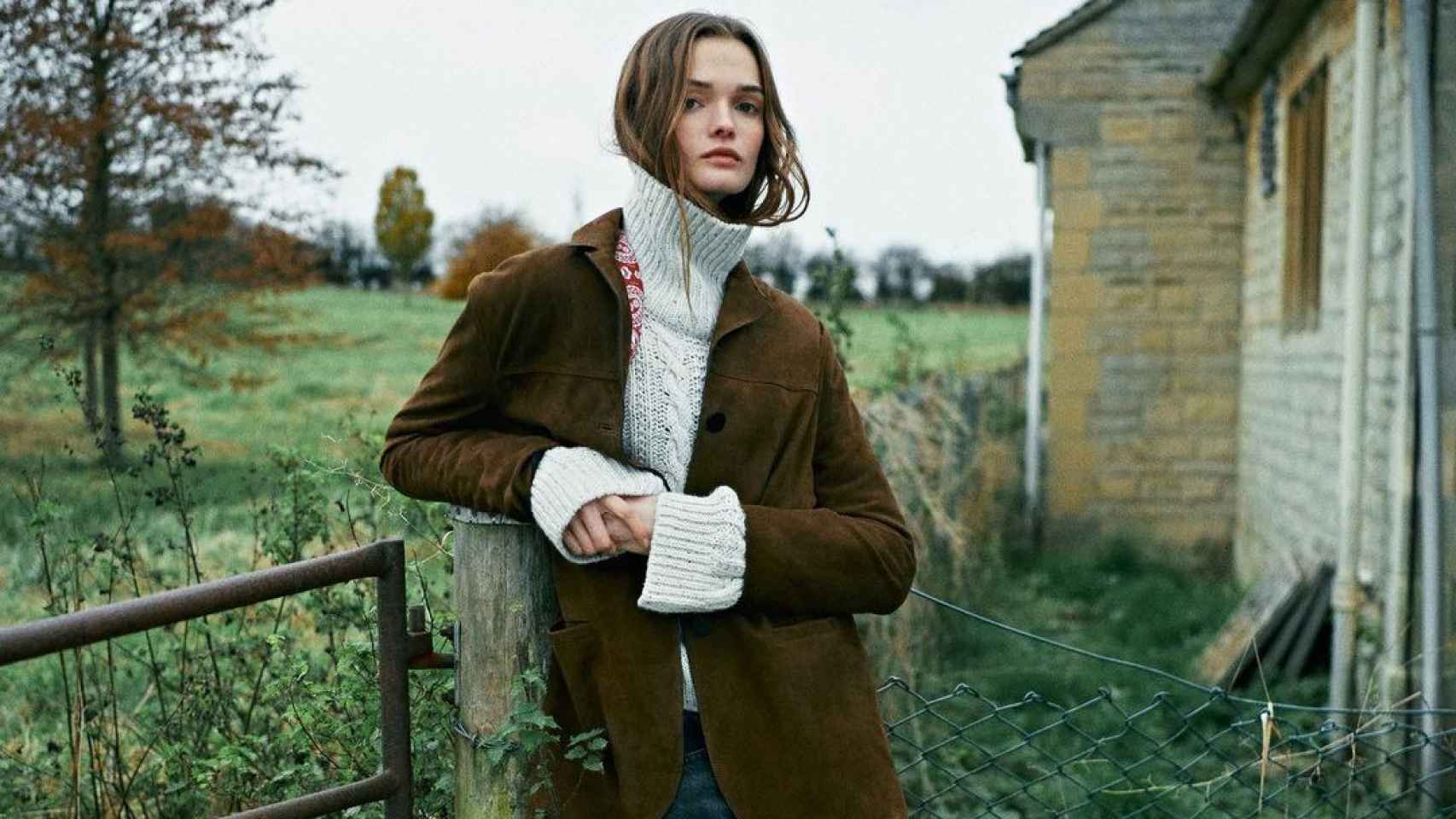 COTSWOLDS+-+Where+rolling+hills+meet+quaint+villages+a+very+British+holiday+scene+unfolds.+The+New+Collection+is+available+in+stores+and+massimodutti.com#MassimoDutti+#NewinDuttiPhotography-+@edmartinstud