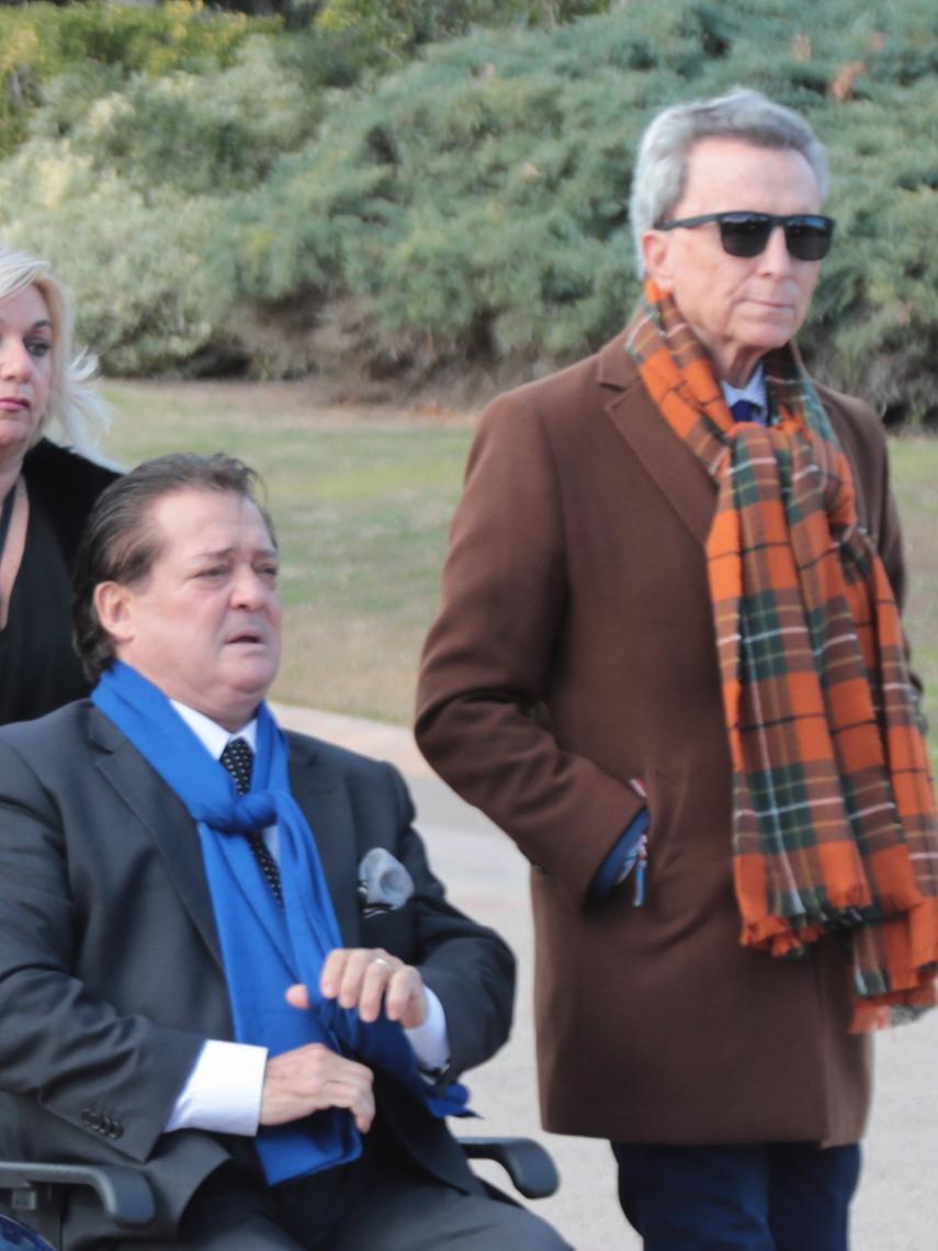 José Ortega Cano junto a El Soro en el último adiós a Arévalo.