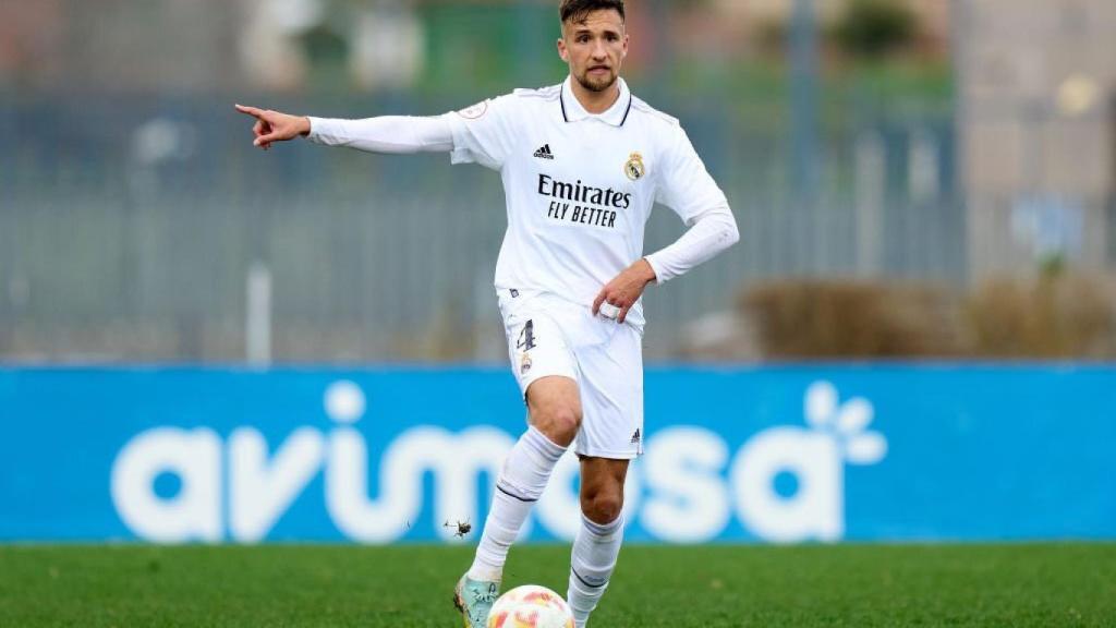 Álvaro Carrillo, durante un partido con el Castilla